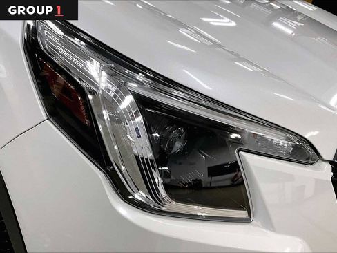 Used 2023 Subaru Forester Premium image 28