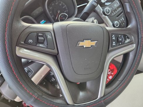 Used 2014 Chevrolet Malibu LT image 8