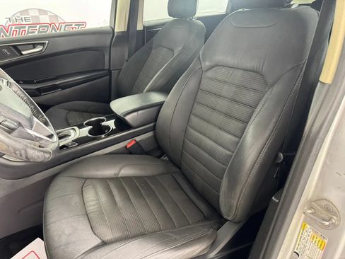 Used 2015 Ford Edge SEL FWD image 31