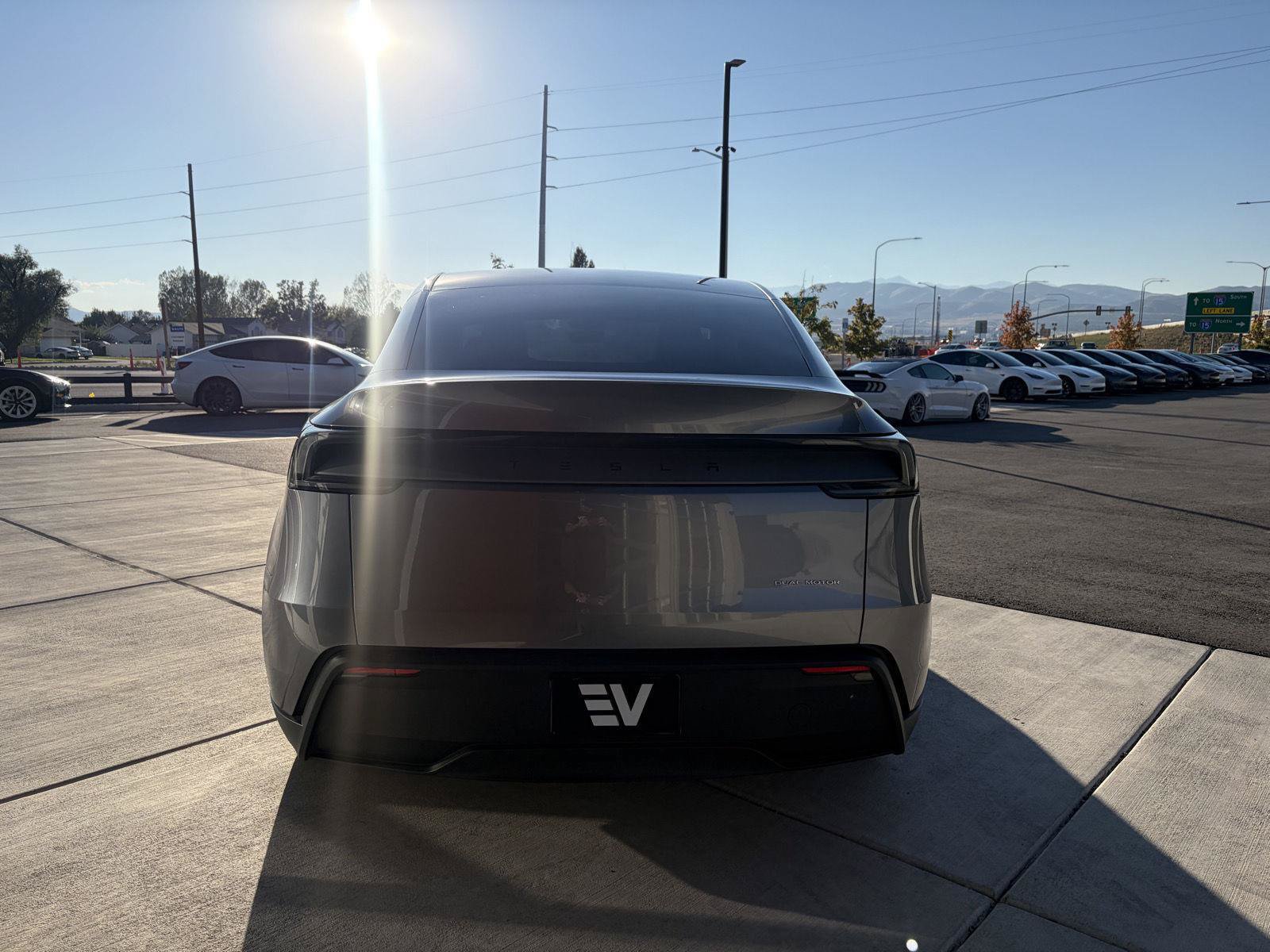 Used 2026 Tesla Model Y AWD image 6