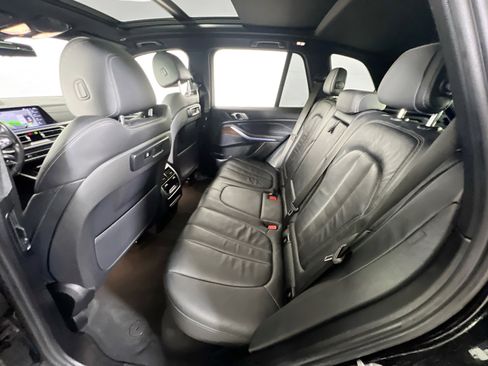 Used 2019 BMW X5 xDrive40i w/ Convenience Package image 25