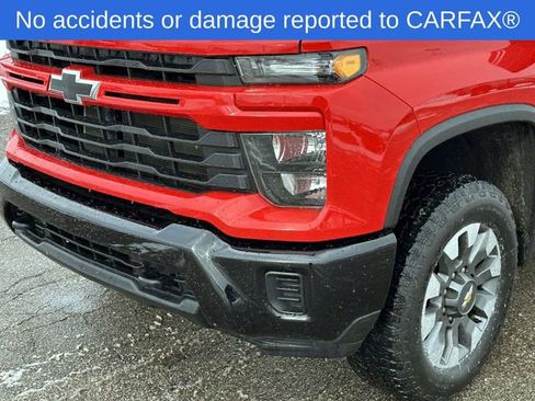 Certified 2024 Chevrolet Silverado 2500 Custom w/ Custom Value Package image 10