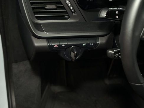 Used 2024 Porsche 911 Carrera GTS image 30