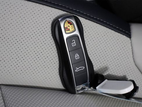 New 2026 Porsche 911 Carrera 4S image 23