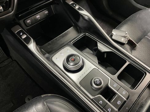 Used 2021 Kia Sorento S image 31