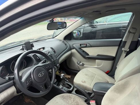 Used 2011 Kia Forte EX FWD image 12
