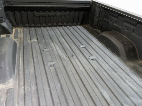 Used 2024 GMC Sierra 2500 Denali w/ Technology Package image 12