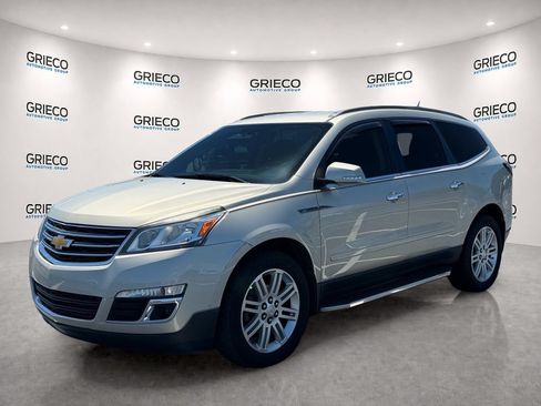 Used 2013 Chevrolet Traverse LT w/ All-Star Edition AWD/4WD image 3