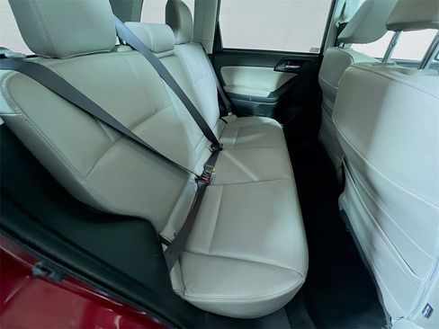 Used 2014 Subaru Forester 2.5i Limited image 24