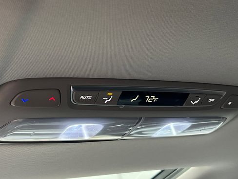 Certified 2025 Kia Telluride S image 14