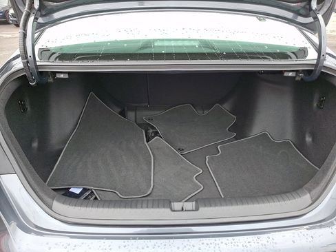 Used 2025 Honda Accord SE image 29