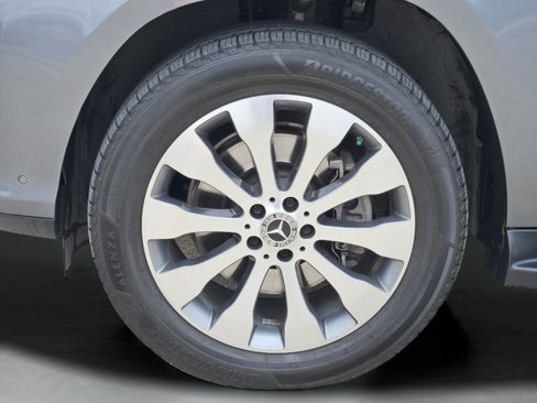 Used 2019 Mercedes-Benz GLS 450 4MATIC image 31