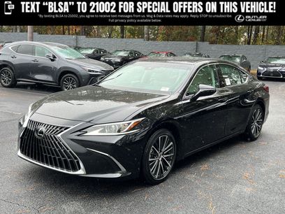 New 2025 Lexus ES 350 w/ Premium Package