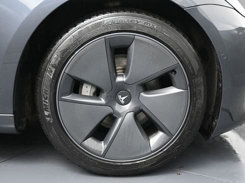 Used 2022 Tesla Model 3 Long Range image 13