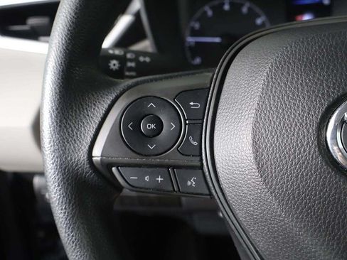 Used 2023 Toyota Corolla LE FWD image 35