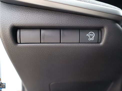Used 2025 Nissan Kicks SV FWD image 14