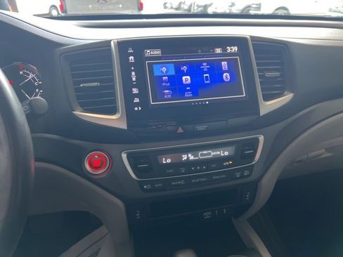 Used 2017 Honda Pilot EX-L image 10