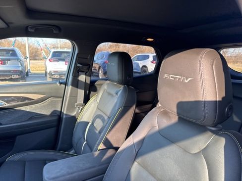 Certified 2025 Chevrolet TrailBlazer ACTIV w/ Convenience Package image 12