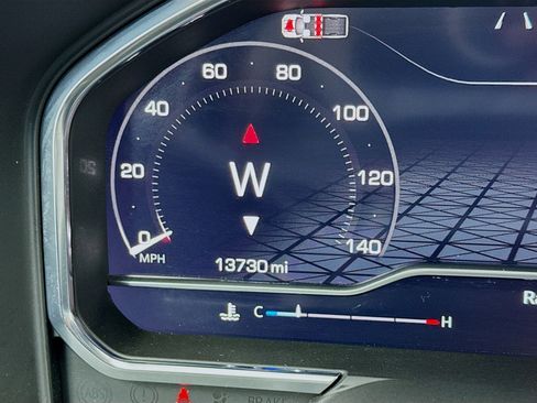 Used 2025 GMC Sierra 2500 AT4 AWD/4WD image 8