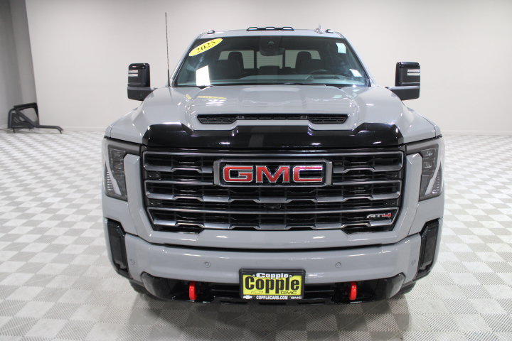 Used 2025 GMC Sierra 2500 AT4 w/ AT4 Premium Plus Package AWD/4WD image 7