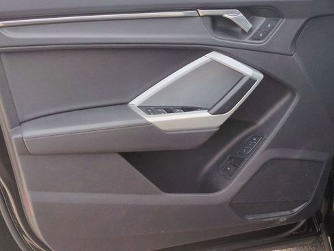 Used 2022 Audi Q3 2.0T Premium image 11