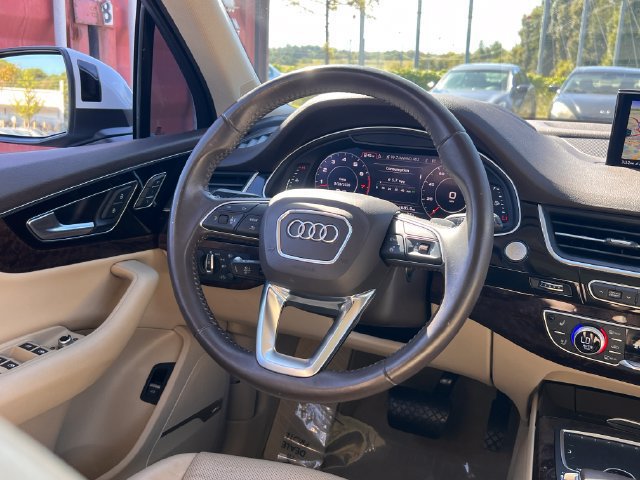 Used 2019 Audi Q7 3.0T Prestige w/ Prestige Package AWD/4WD image 17