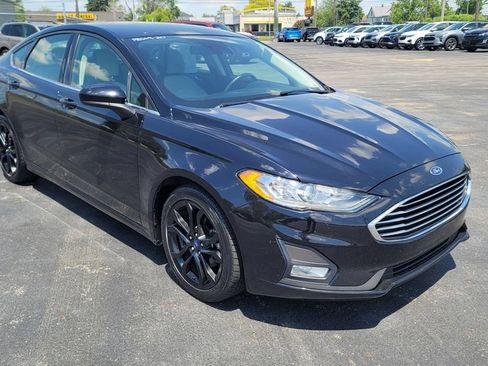 Used 2020 Ford Fusion SE w/ Equipment Group 151A FWD image 15