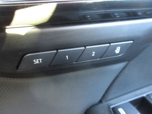 Used 2025 Buick Envision Preferred image 31