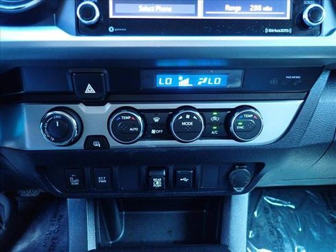Used 2021 Toyota Tacoma SR5 w/ Technology Package AWD/4WD image 17