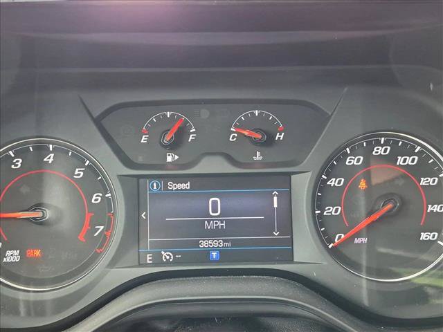 Used 2021 Chevrolet Camaro LT RWD image 9