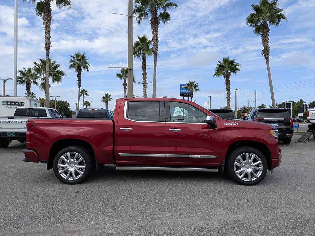 Certified 2025 Chevrolet Silverado 1500 High Country AWD/4WD image 2