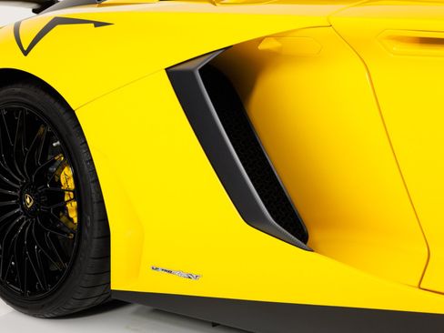 Used 2016 Lamborghini Aventador LP 750-4 Superveloce AWD/4WD image 74