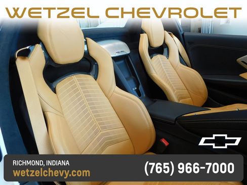 Used 2024 Chevrolet Corvette Stingray Premium Conv RWD image 17