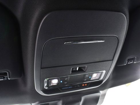 New 2026 Ford F250 Platinum image 36