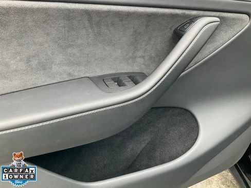 Used 2023 Tesla Model Y Long Range AWD/4WD image 28
