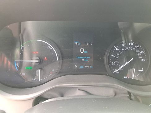 Used 2021 Toyota Sienna XSE image 22