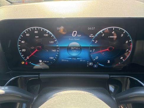 Used 2023 Mercedes-Benz GLA 250 4MATIC image 31