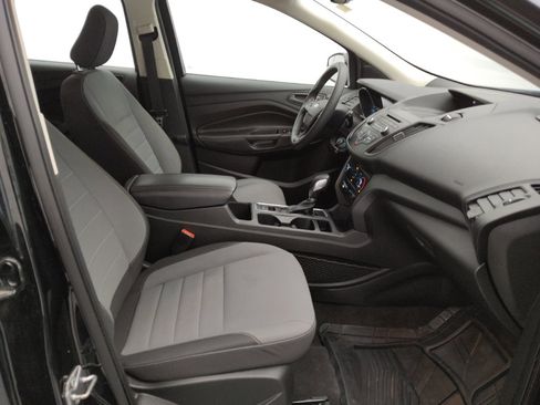 Used 2018 Ford Escape S image 21