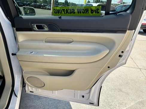 Used 2014 Lincoln MKT AWD w/ Equipment Group 201A image 15