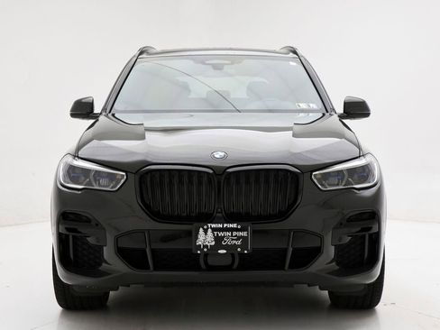 Used 2022 BMW X5 M50i w/ Executive Package image 5