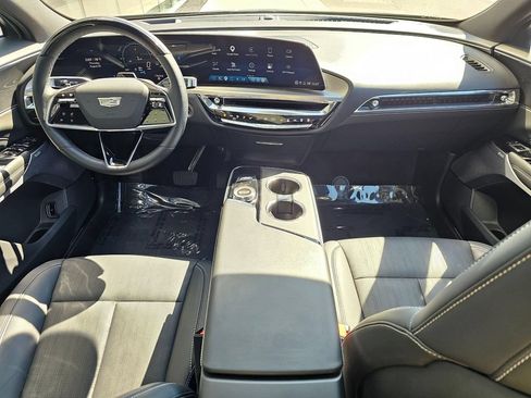 Certified 2024 Cadillac Lyriq Sport w/ LPO, Floor Liner Package AWD/4WD image 17