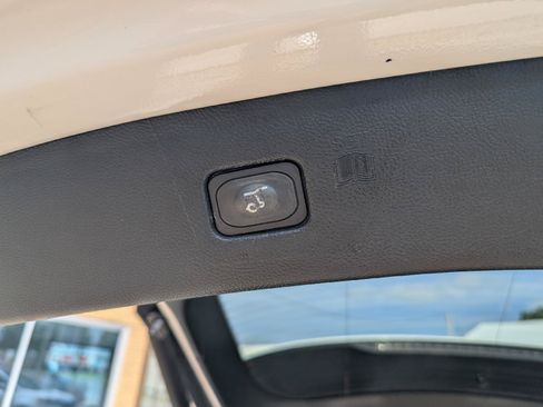 Used 2020 Ford Edge Titanium w/ Equipment Group 301A AWD/4WD image 29