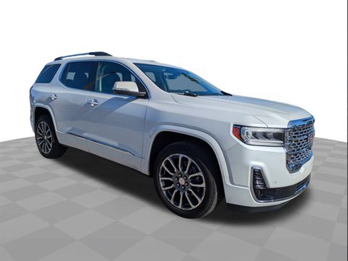 Certified 2021 GMC Acadia Denali w/ Denali Technology Package image 2