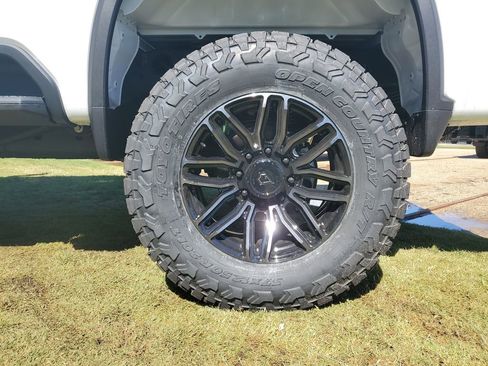 New 2026 Chevrolet Silverado 2500 LT w/ Trail Boss Package image 5