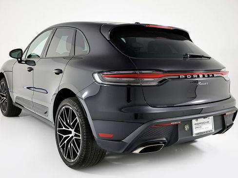 Certified 2026 Porsche Macan AWD/4WD image 3