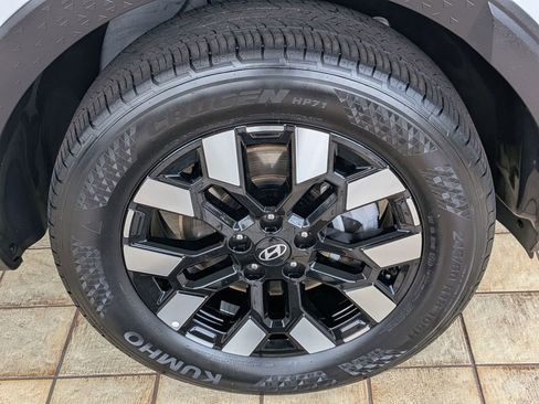 Used 2025 Hyundai Santa Cruz SEL FWD image 33