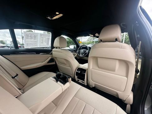 Certified 2023 BMW 530i w/ Premium Package RWD image 29