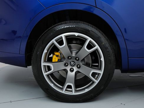 Certified 2023 Maserati Levante GT AWD/4WD image 25