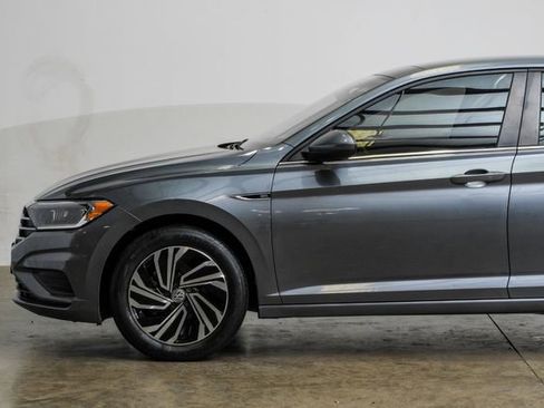 Used 2021 Volkswagen Jetta SEL FWD image 19