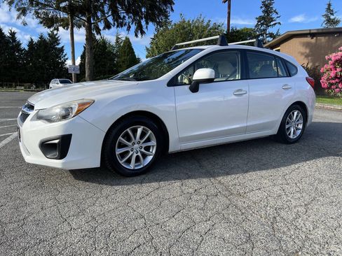Used 2013 Subaru Impreza 2.0i Premium AWD/4WD image 9